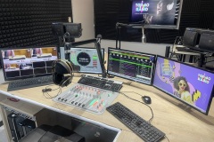 Photos-studio-TOP-80-radio-6