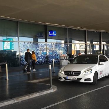 En Autriche, des taxis transformés en bibliothèques mobiles encouragent la lecture
