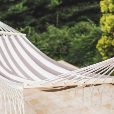 En Corée du Sud, un parc public propose des séances de coaching de sieste en plein air