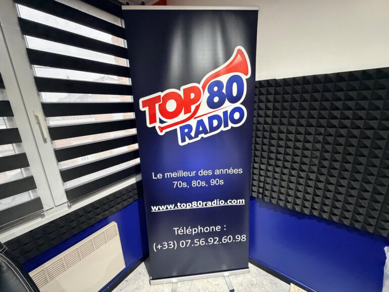 Nouvau panneau publicitaire