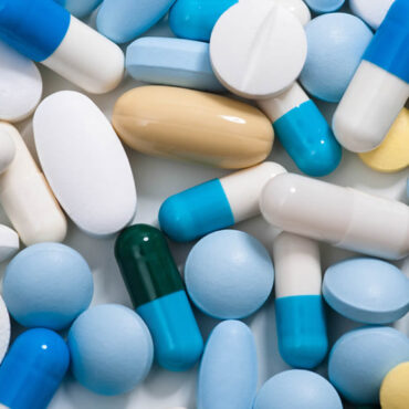 Antibiotiques : et si on en parlait ? Top 80 Radio s’engage !