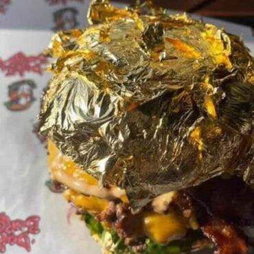 Un restaurant propose un burger… recouvert de feuilles d’or