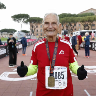Antonio Rao, 92 ans, bat son record personnel au marathon de Rome