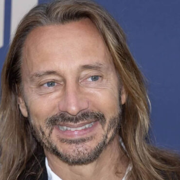 Bob Sinclar transforme une boulangerie parisienne en dancefloor improvisé