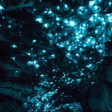 La grotte lumineuse : un trésor naturel éblouissant découvert en Italie