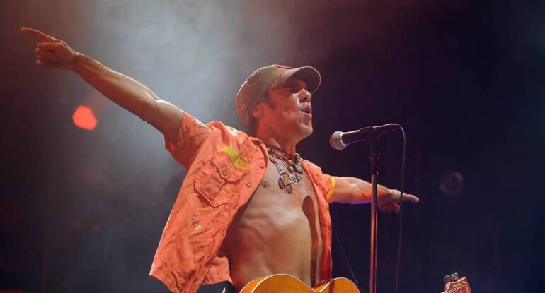 Manu Chao donnera un concert dans un lieu insolite en Bretagne