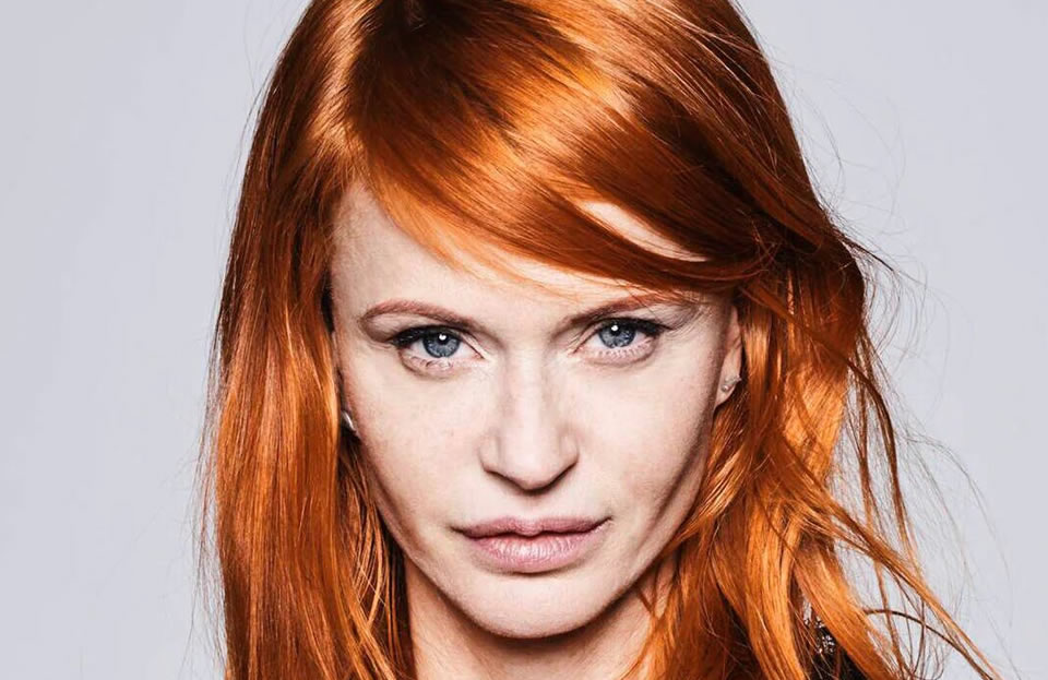 AXELLE RED