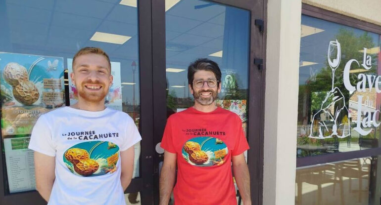 Dans cette commune bretonne, les commerçants organisent un concours de lancer de cacahuètes