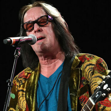 TODD RUNDGREN