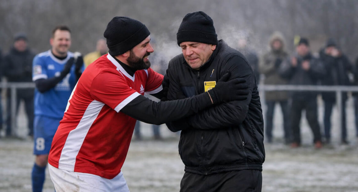 L’arbitre réchauffé en plein match par un joueur